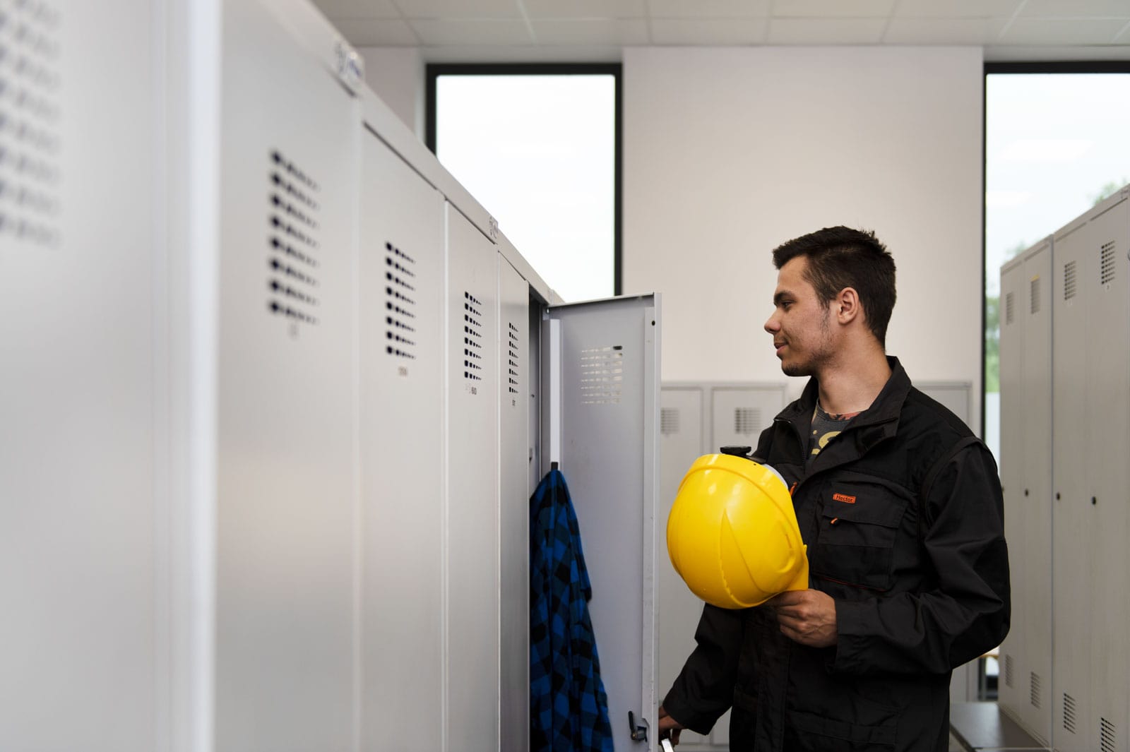 lat doświadczenia w wyposażaniu zapleczy budowlanych